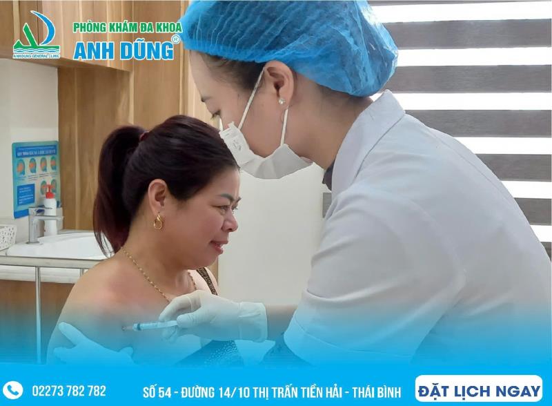VIÊM QUANH KHỚP VAI THỂ ĐÔNG CỨNG CÓ NGUY HIỂM KHÔNG?