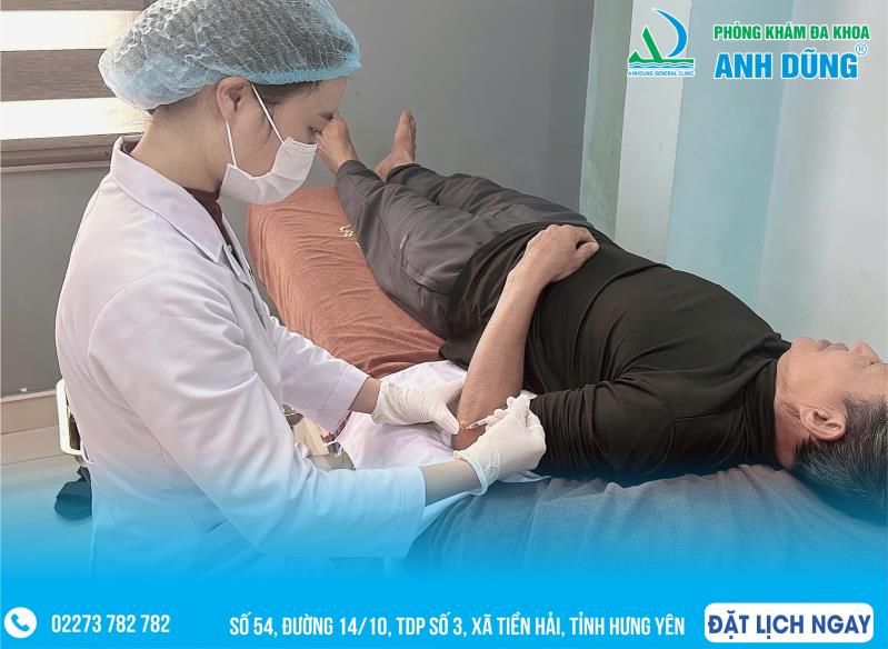 ĐIỀU TRỊ VIÊM ĐIỂM BÁM GÂN BẰNG PHƯƠNG PHÁP TIÊM