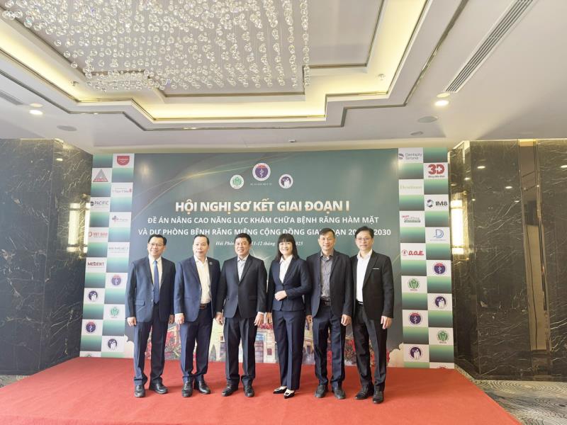 THẦY THUỐC ƯU TÚ, TS.BSCKII VŨ ANH DŨNG THAM DỰ HỘI NGHỊ SƠ KẾT GIAI ĐOẠN I ĐỀ ÁN 5628 – BỘ Y TẾ